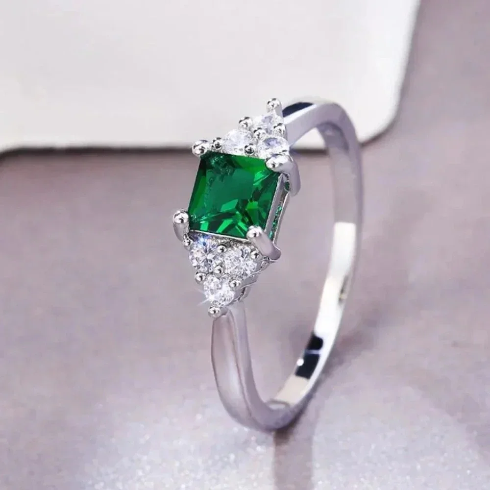 925 Sterling Silver Princess Cut Emerald Ring